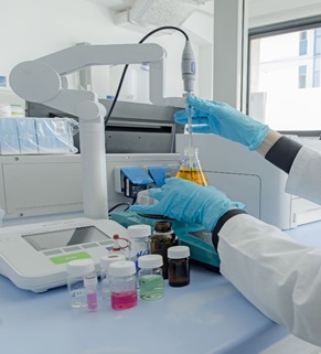 Temperature-controlled packaging